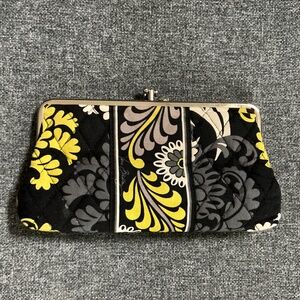 VERA BRADLEY Snap Clutch